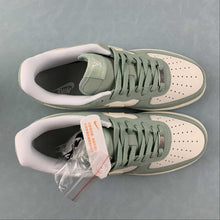 Cargar imagen en el visor de la galería, Air Force 1 07 Low White Light Green Yellow BS9055-612