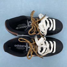 Cargar imagen en el visor de la galería, Adidas Superstar 2 Delicious Crab Roe Burger JH9977