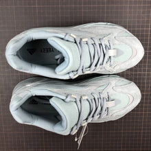Cargar imagen en el visor de la galería, Adidas Yeezy Boost 700 V2 Hosblu FV8424