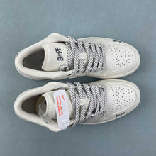 Cargar imagen en el visor de la galería, Air Jordan 1 Low BAPE Off White Grey WG8850-003