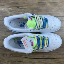 Cargar imagen en el visor de la galería, Air Force 1 07 Low White Navy Blue Yellow TO1232-111