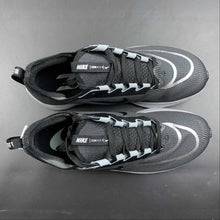 Cargar imagen en el visor de la galería, Zoom Fly 4 Dk Smoke Grey Metallic Silver CT2392-002