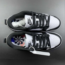 Cargar imagen en el visor de la galería, SB Dunk Low Disrupt 2 Panda Black Pure Platinum White DV4024-002