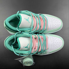 Cargar imagen en el visor de la galería, Air Jordan 1 Low White New Emerald-White DC0774-132
