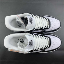 Cargar imagen en el visor de la galería, Air Force 1 07 Low Kaws Black White Customised 36-45 CW2288-777