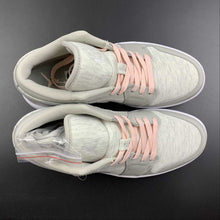 Cargar imagen en el visor de la galería, Air Jordan 1 Low SE Lt Iron Ore White Atmosphere DQ6076-001