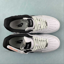 Cargar imagen en el visor de la galería, Air Force 1 07 Low DIOR White Black DR6239-837