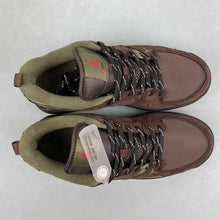 Cargar imagen en el visor de la galería, Jordan CMFT Era Baroque Brown Medium Olive HJ6777-200