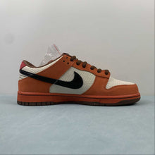 Cargar imagen en el visor de la galería, Dunk Low Premium SB Un-hemp Sail Black 313170-101
