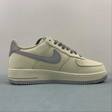 Cargar imagen en el visor de la galería, Air Force 1 07 Low Sail Off White Silver TQ1456-222