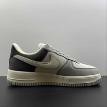 Cargar imagen en el visor de la galería, Air Force 1 07 Low Beige Black Grey DG2296-023