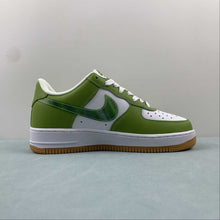 Cargar imagen en el visor de la galería, Air Force 1 07 Low Green White Gum PF9055-777