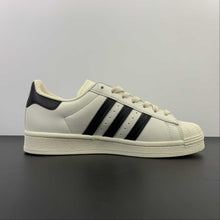 Cargar imagen en el visor de la galería, Adidas Superstar x André Saraiva Cream White Core Black GZ2203