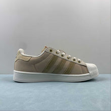 Cargar imagen en el visor de la galería, Adidas Superstar Brown Beige IE2940