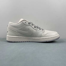 Cargar imagen en el visor de la galería, Air Jordan 1 Low BAPE Off White Grey WG8850-003