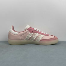 Cargar imagen en el visor de la galería, Adidas Samba OG Wonder Quartz Off White Wonder Mauve JR8830