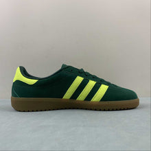 Cargar imagen en el visor de la galería, Adidas Bermuda Collegiate Green Shock Yellow Gum B41472