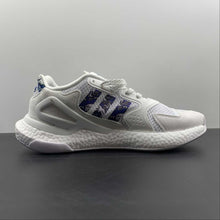 Cargar imagen en el visor de la galería, Adidas Day Jogger Boost White Blue White FY3026