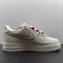 Cargar imagen en el visor de la galería, Air Force 1 07 Low White University Red CL6326-108