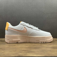 Cargar imagen en el visor de la galería, Air Force 1 PIXEL Arctic Orange White Yellow DM3054-100