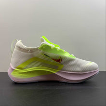 Cargar imagen en el visor de la galería, Zoom Fly 4 Fluorescent Green DN2658-101