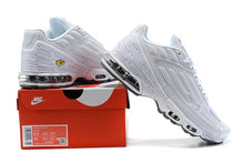 Cargar imagen en el visor de la galería, Air Max Plus 3 White Light Grey Black CJ9684-100