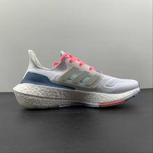 Cargar imagen en el visor de la galería, Adidas UltraBoost 22 White Dark Blue GX5929