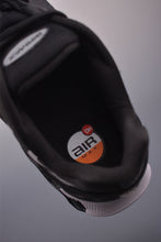 Cargar imagen en el visor de la galería, Air Max Dn8 PARIS Black & White IH2140-001