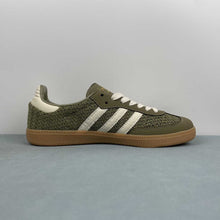 Cargar imagen en el visor de la galería, Adidas Samba OG Orbit Green Cream White Gum JR9447