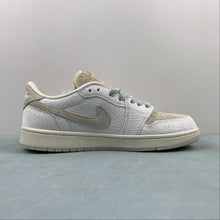 Cargar imagen en el visor de la galería, Chris Paul x Air Jordan 1 Retro Low OG Light Cream Sail FZ0455-200