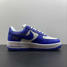 Cargar imagen en el visor de la galería, Louis Vuitton x Air Force 1 White Blue 3308-4