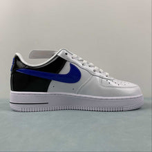 Cargar imagen en el visor de la galería, Air Force 1 07 Low Essencial Game Royal Black White DQ7570-400