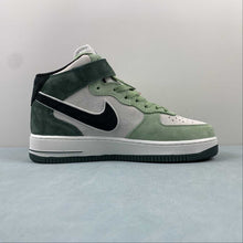 Cargar imagen en el visor de la galería, Air Force 1 07 Mid Light Green Black White CG9908-103