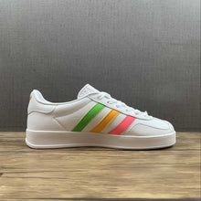 Cargar imagen en el visor de la galería, Adidas x Gucci Gazelle White Color
