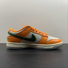 Cargar imagen en el visor de la galería, SB Dunk Low Orange Horizon Fortress Green Sail DR6188-800