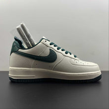 Cargar imagen en el visor de la galería, Air Force 1 07 Low Dark White Green PO3699-807