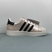 Cargar imagen en el visor de la galería, Adidas Superstar 2 Wonder Quartz Core Black Off White JR6985