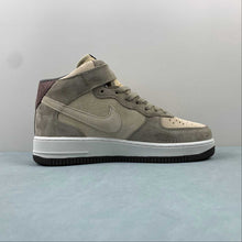 Cargar imagen en el visor de la galería, Air Force 1 07 Mid Suede Gray Yellow CG9908-102