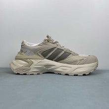 Cargar imagen en el visor de la galería, Adidas XLG STORM EDGE Wonder Beige Putty Beige Alumina JQ4088
