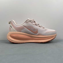 Cargar imagen en el visor de la galería, Nike Zoom Vomero 18 Brick Red HM6804-601