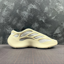 Cargar imagen en el visor de la galería, Adidas Yeezy Boost 700 V3 Azael FW4980