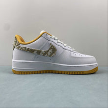 Cargar imagen en el visor de la galería, Air Force 1 07 Low DIOR White Yellow DR6239-838