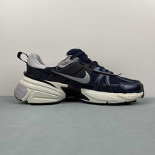 Cargar imagen en el visor de la galería, Nike V2k Run Obsidian Thunder Blue HJ4497-400