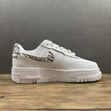 Cargar imagen en el visor de la galería, Air Force 1 PIXEL Zebra Summit White Animal Swoosh DH9632-100