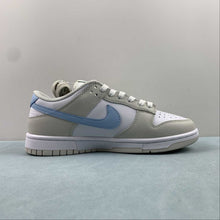 Cargar imagen en el visor de la galería, SB Dunk Low Light Bone Armory Blue HF0023-100