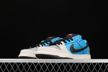 Cargar imagen en el visor de la galería, Instant Skateboards x SB Dunk Low Blue Hero Pale Ivory Black CZ5128-400