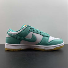 Cargar imagen en el visor de la galería, SB Dunk Low White Turquoise Green Orange DV2190-100
