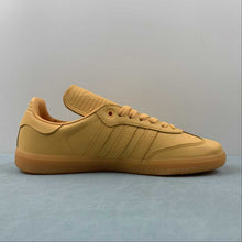 Cargar imagen en el visor de la galería, Adidas Samba Pharrell Humanrace Orange IE7293