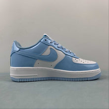 Cargar imagen en el visor de la galería, Air Force 1 07 Low Lackleder White Blue HP3656-533