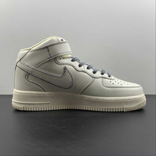 Cargar imagen en el visor de la galería, Air Force 1 07 Mid Beige Dark White Gray BY6899-691